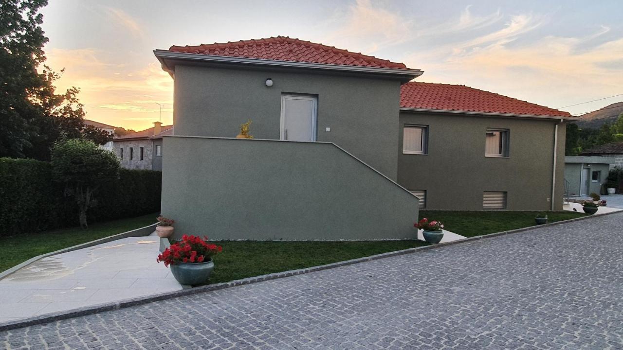 Barrio Apartments Amares Exterior photo